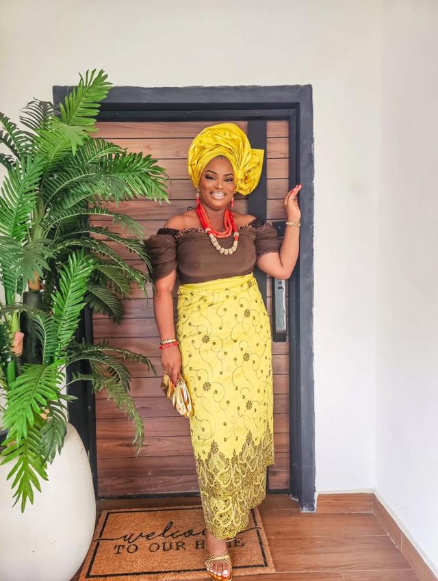 Yellow Embroidered Lace Skirt & Brown Off-Shoulder Top Asoebi with Coral Bead Set | OutfitLibrary