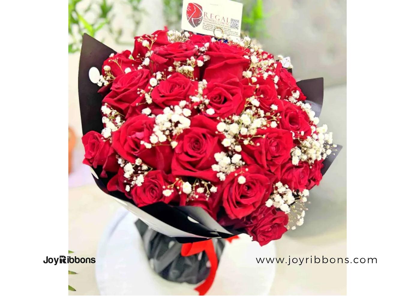 BOUQUET OF RED ROSES AND MILLION STARS