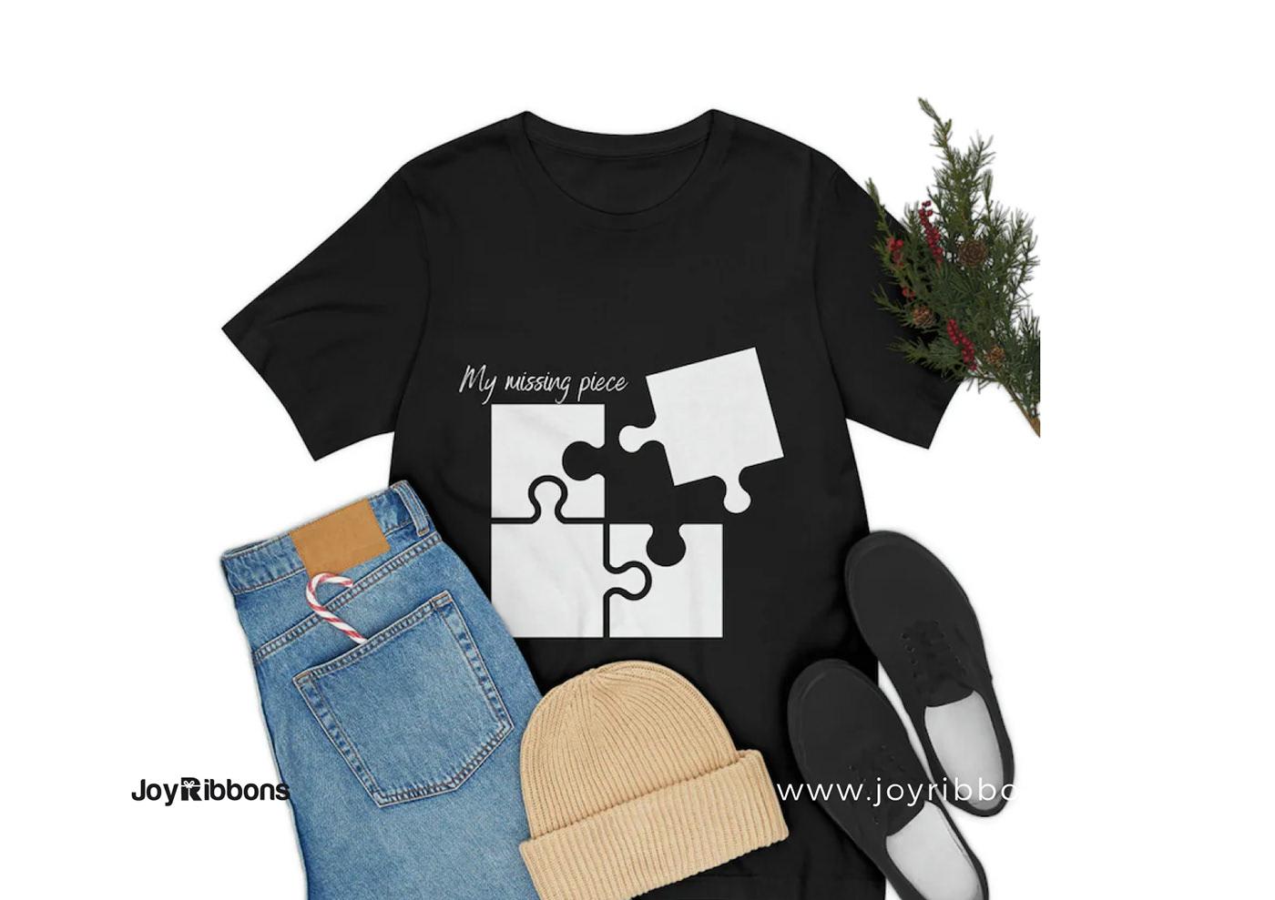 T-shirt, jeans, sneakers with beanie