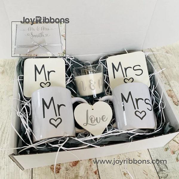 Mr and Mrs Personalised gift box