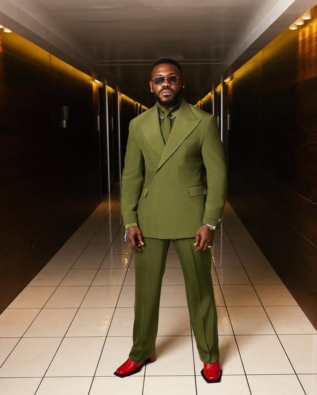 Deyemi Okanlawon Serves Casual-Smart Street Chic | OutfitLibrary.com