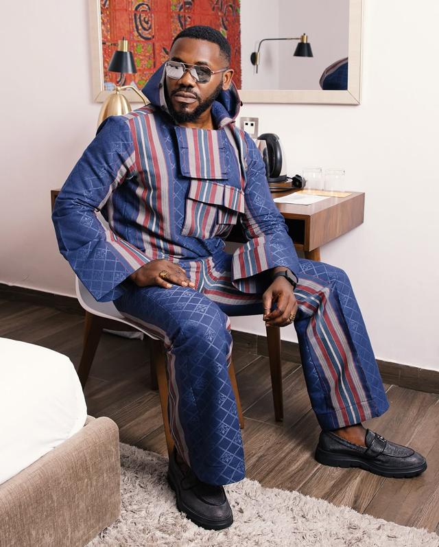 Deyemi Okanlawon Serves Effortless Neutral Street Casual | OutfitLibrary.com