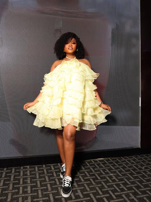 Veekee James’s Effortless Casual Elegance | OutfitLibrary.com