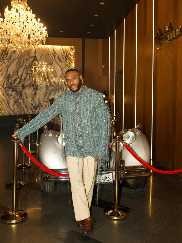 Kola Omotoso Exemplifies Minimal Urban Refinement in Understated Look | OutfitLibrary.com