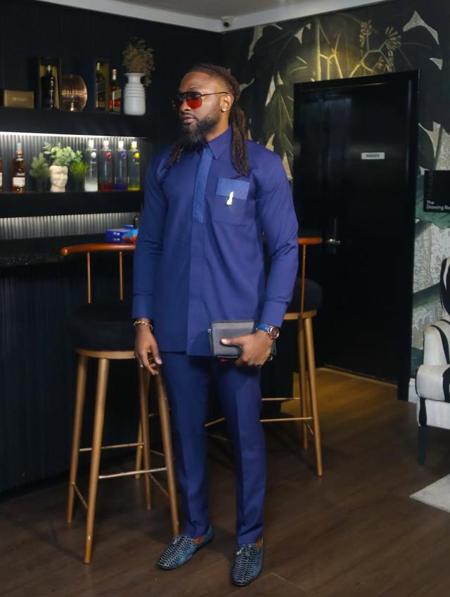 Uti Nwachukwu Commands Attention in Statement Street Style Ensemble | OutfitLibrary.com