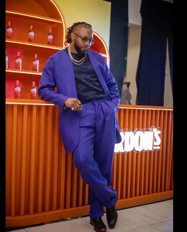 Uti Nwachukwu Exemplifies Refined Modern Style with Understated Ensemble | OutfitLibrary.com