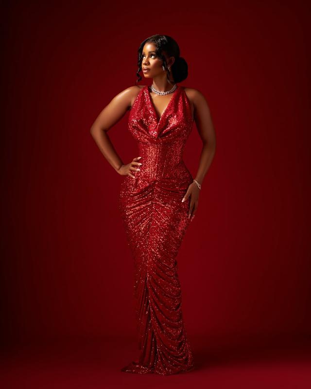 Priscilla Ojo Delivers an Effortless Modern Street Ensemble | OutfitLibrary.com