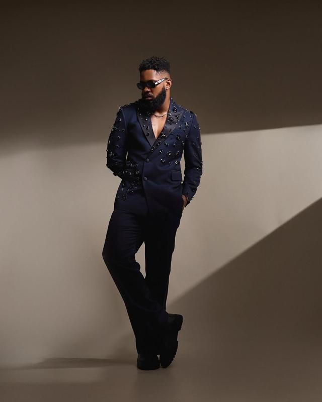 Cross Serves Understated Modern Street-Casual Style | OutfitLibrary.com